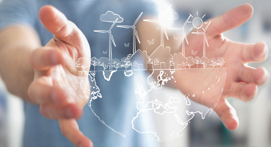 Hände, die Weltkarte umranden